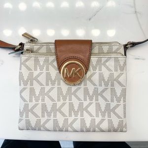 Michael Kors crossbody